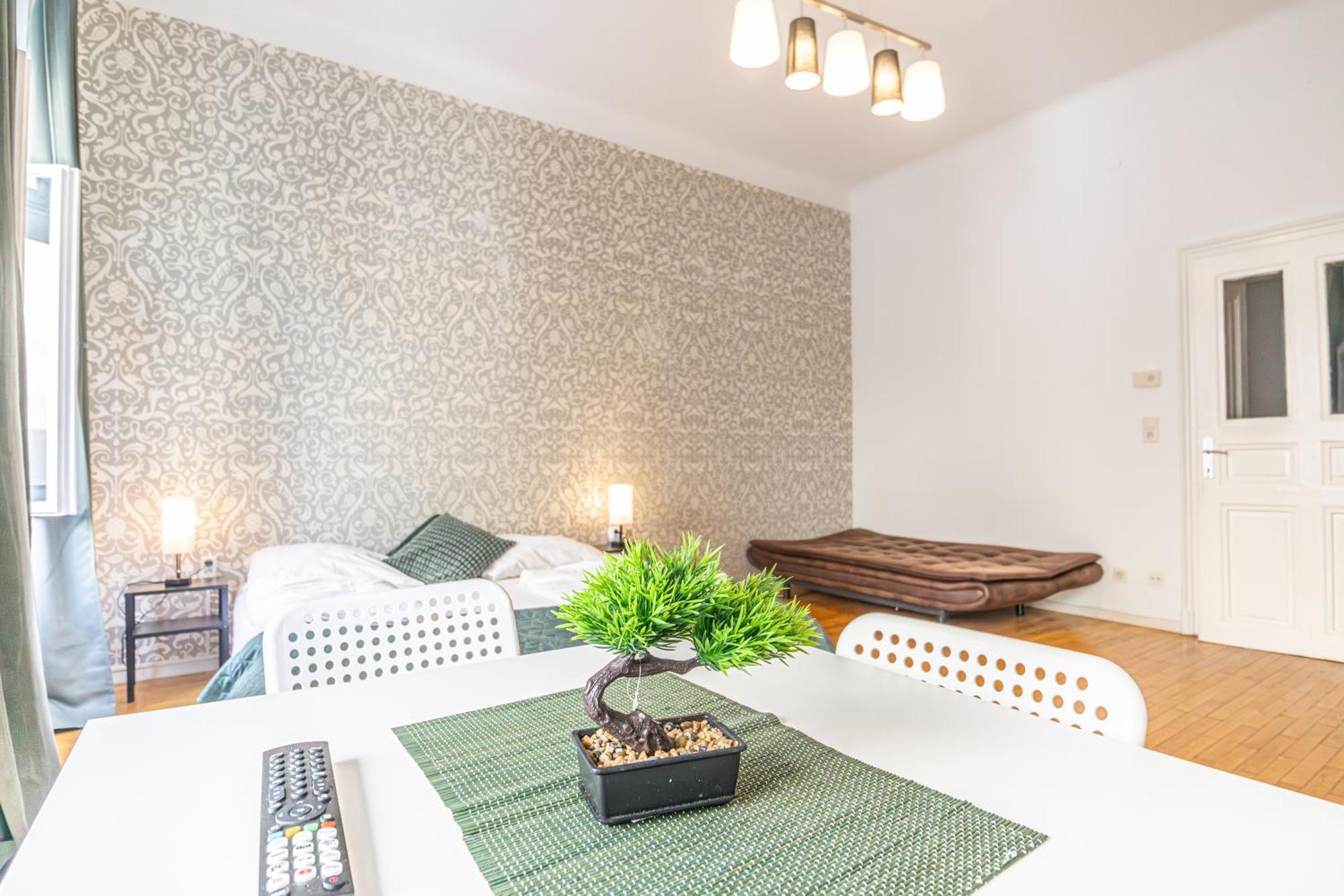 Friendly 2Br Apt- Near Rennweg & Belvedere Palace Apartment Wien Ngoại thất bức ảnh